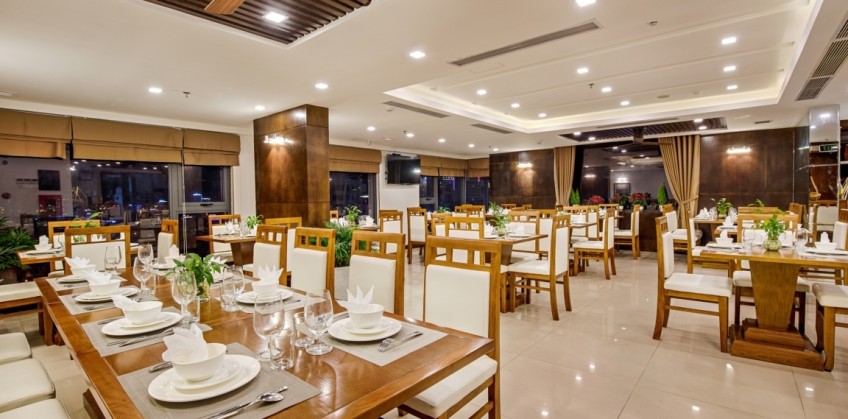 KHÁCH SẠN WHITE SAND BOUTIQUE ĐÀ NẴNG 3* 