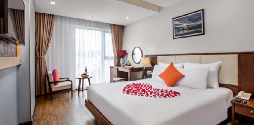 KHÁCH SẠN WHITE SAND BOUTIQUE ĐÀ NẴNG 3* 