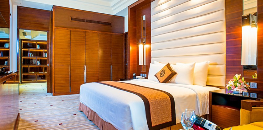 ROYAL HẠ LONG HOTEL